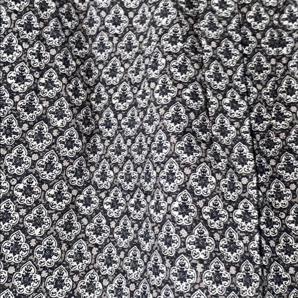 Wheat Yoke Pleats Dress - Picture 5 of 5